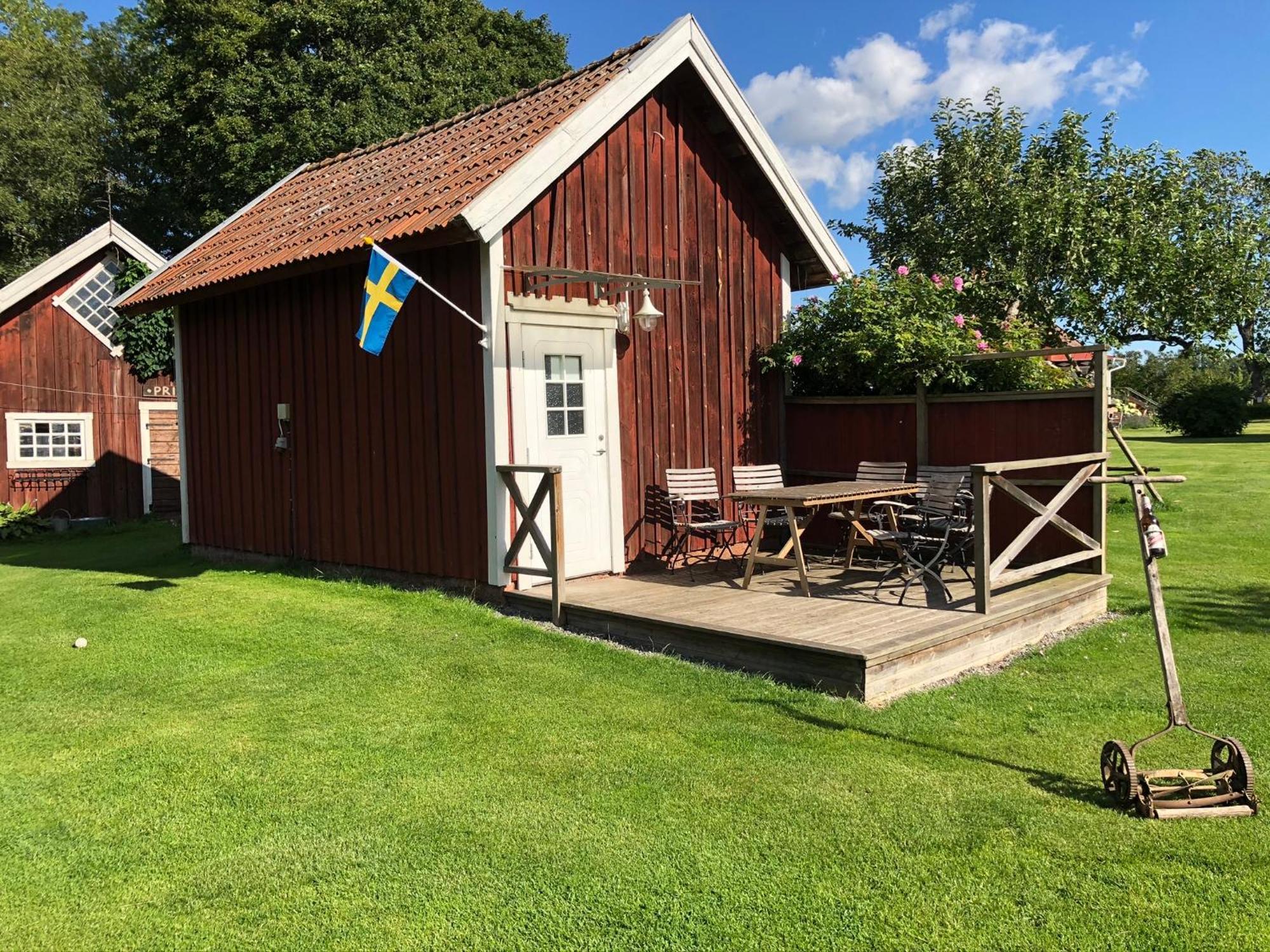 Aeventyrsgardens Vandrarhem, Kinnekulle Vakantieboerderij Källby