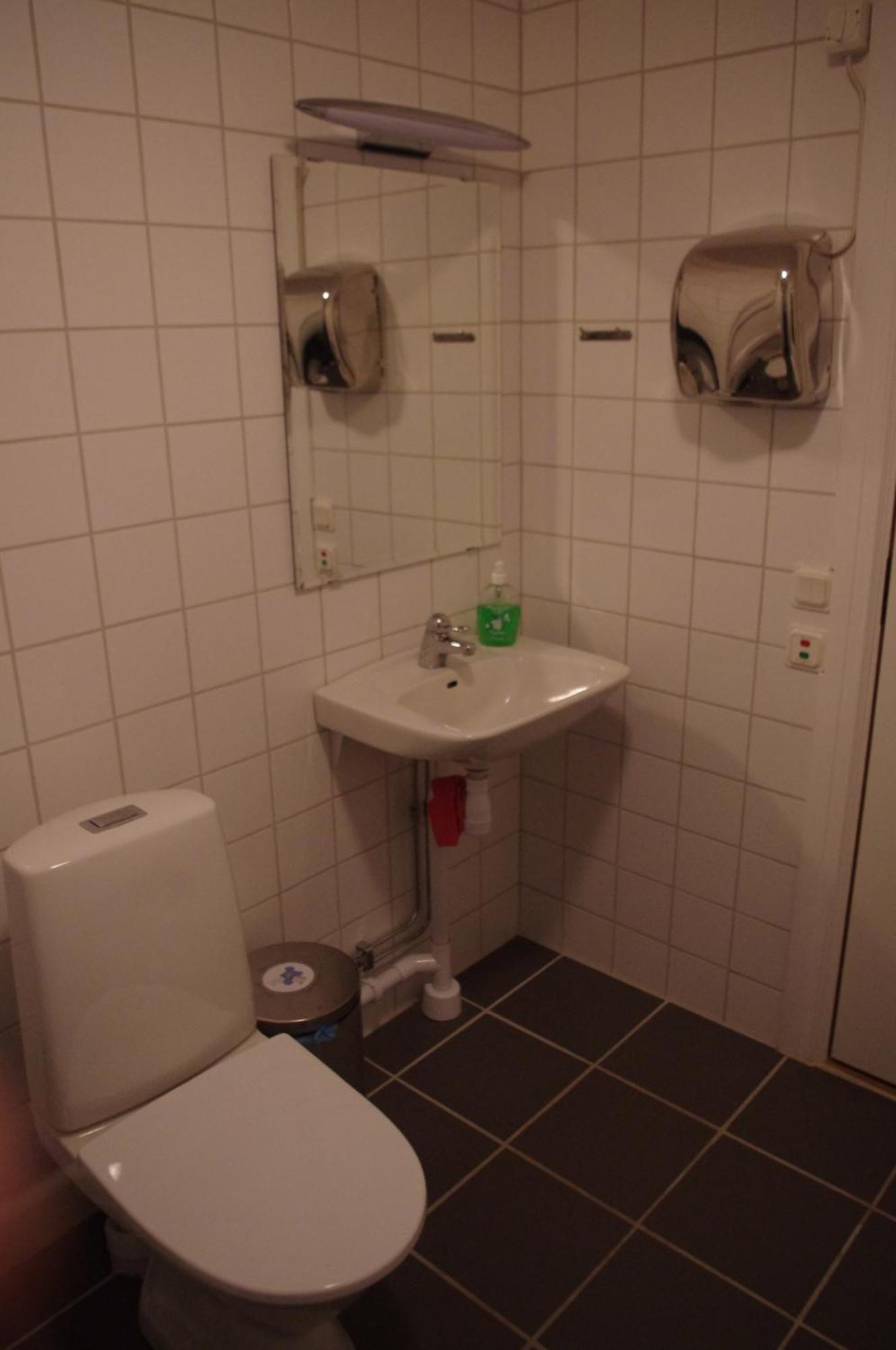 Aeventyrsgardens Vandrarhem, Kinnekulle * Källby